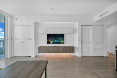 Comprar apartamento en The Bond 3705