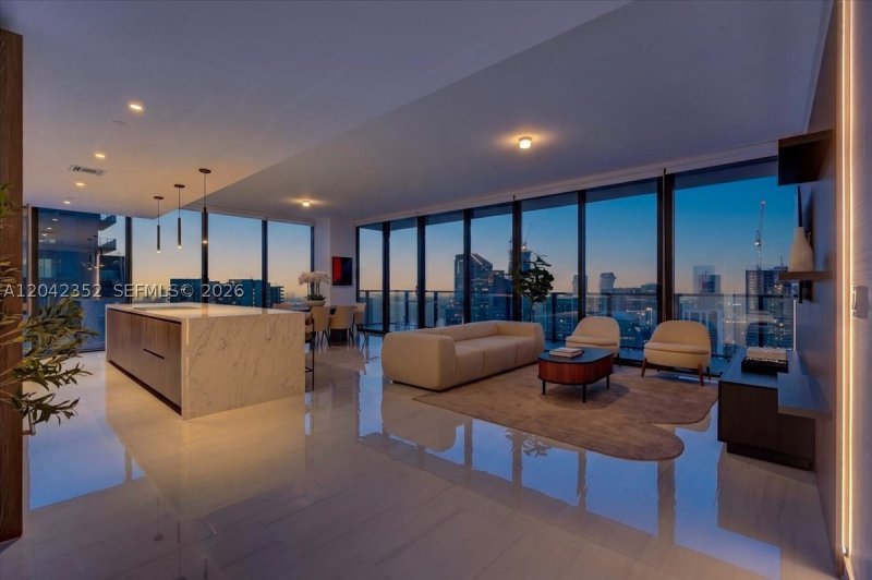 Condo for sale at E11EVEN Hotel & Residences 6003