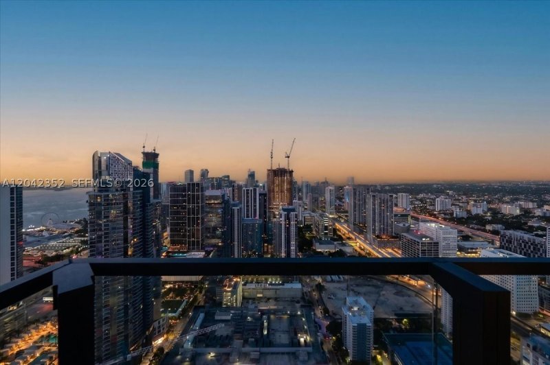 Condo for sale at E11EVEN Hotel & Residences 6003