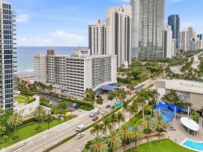 Comprar apartamento no Aventura Beach Club 341