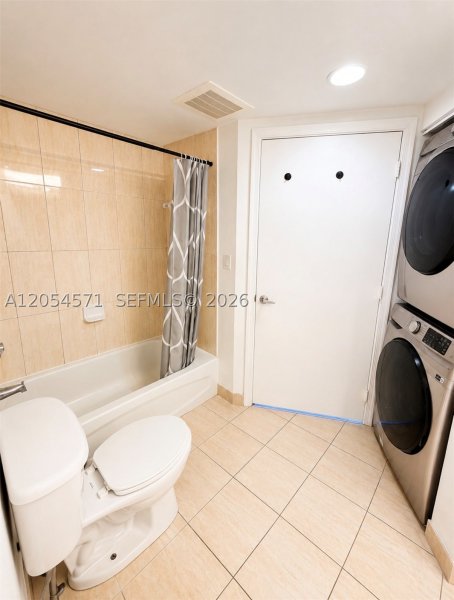Condo for sale at Opera Tower 4201