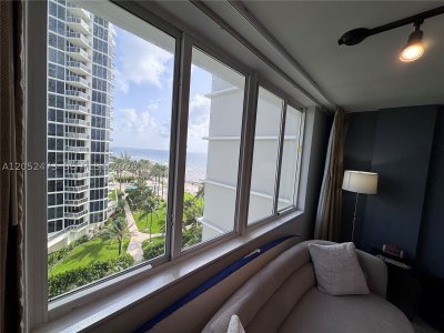 Aluguel de apartamento no Aventura Beach Club 718