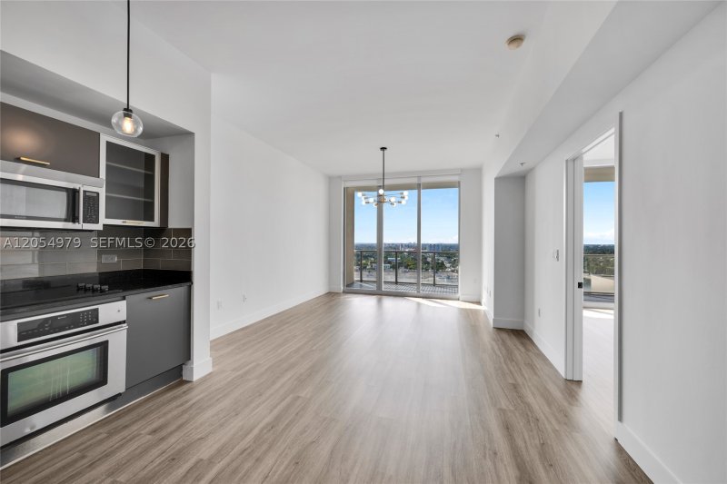 Apartment for rent at Midtown Miami 2 H1609