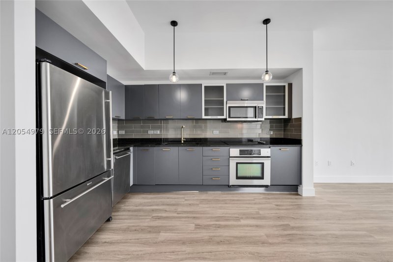 Apartment for rent at Midtown Miami 2 H1609