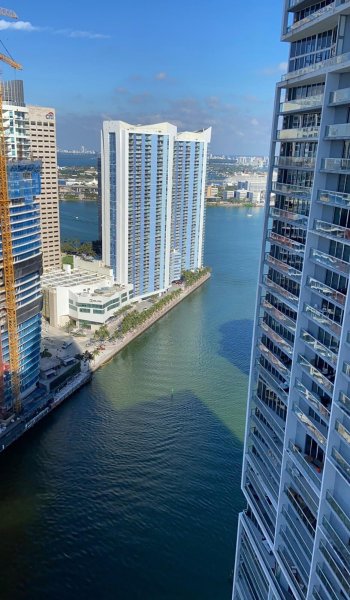 Apartment for rent at Icon Brickell Tower I 4615