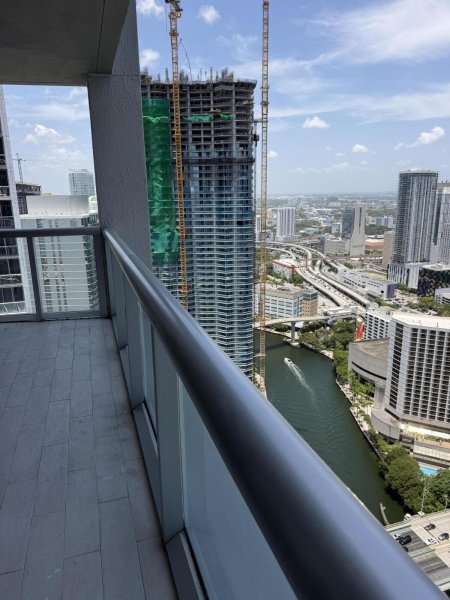 Apartment for rent at Icon Brickell Tower I 4615