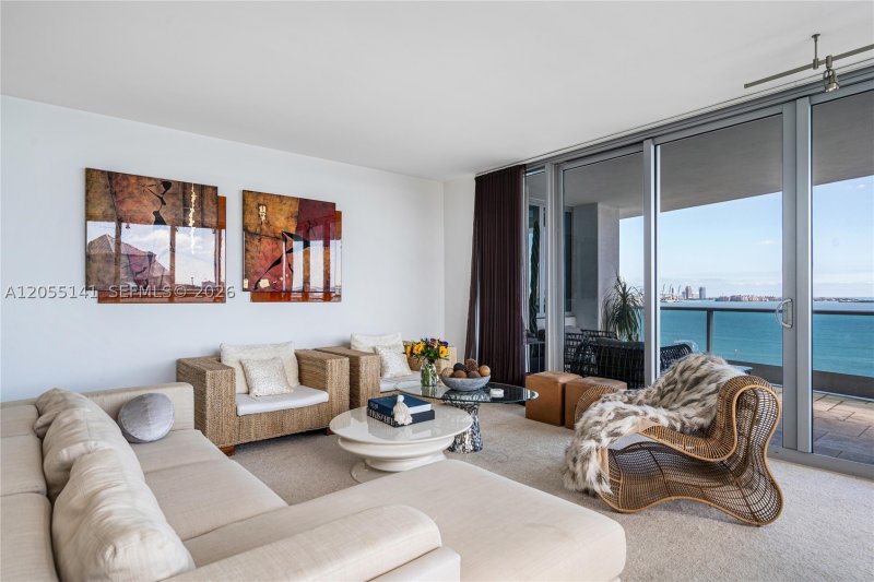 Condo for sale at Jade Brickell 1611