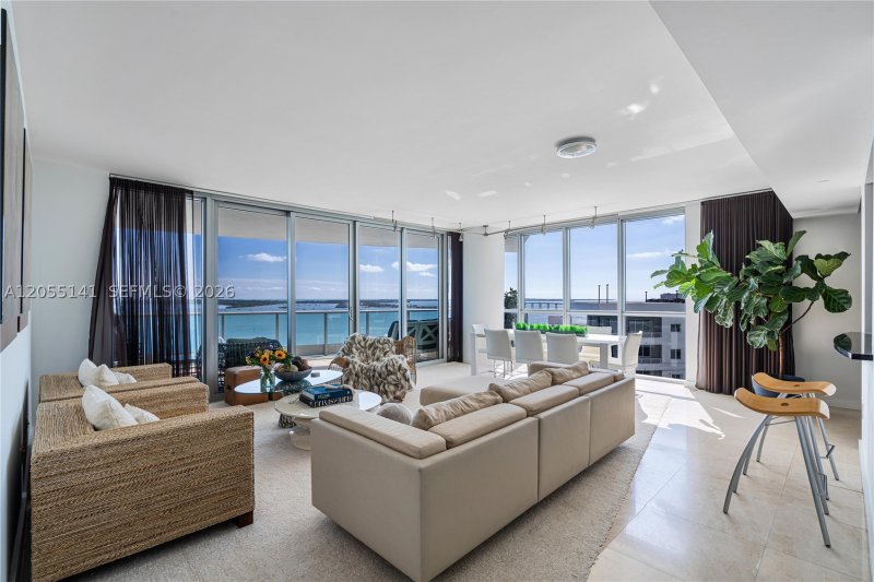 Condo for sale at Jade Brickell 1611