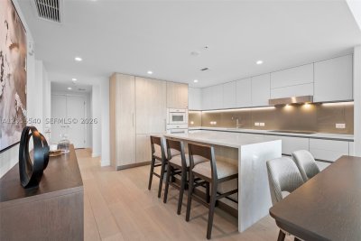 Alquiler de apartamento en La Baia South 302