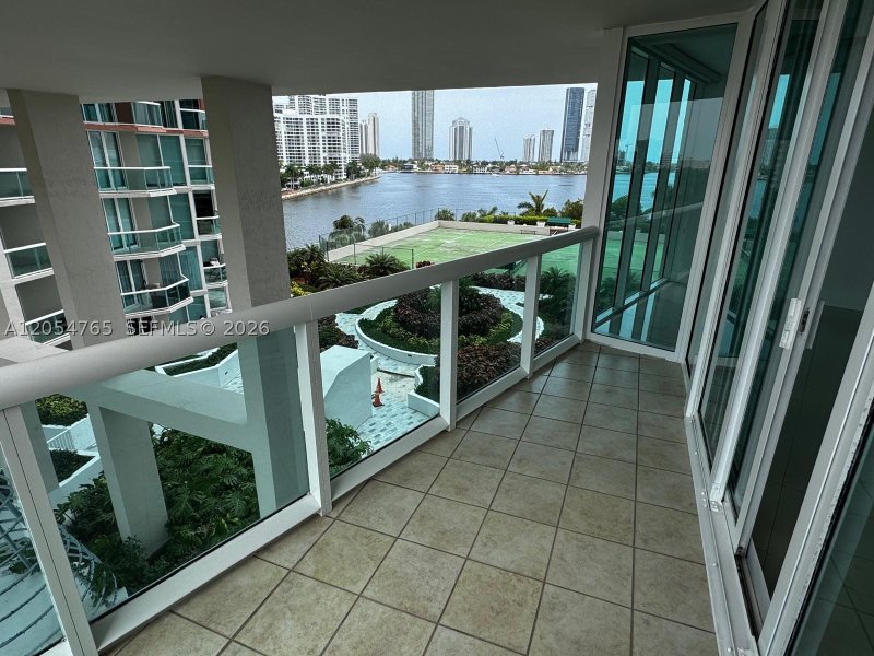 Apartment for rent at Hidden Bay 706
