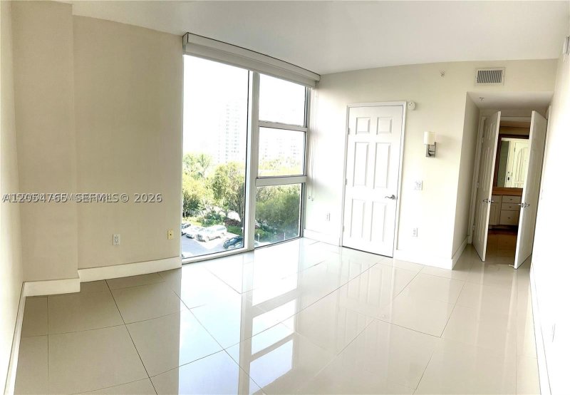 Apartment for rent at Hidden Bay 706