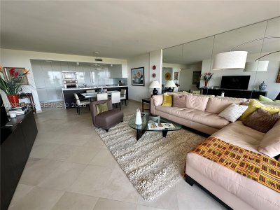 Alquiler de apartamento en Commodore Club West 1004