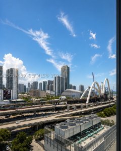 Aluguel de apartamento no E11EVEN Hotel & Residences 1203A