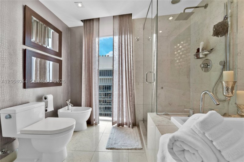 Aluguel de apartamento no Icon Brickell Tower I 5013