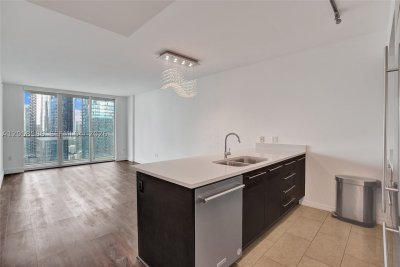 Comprar apartamento no 500 Brickell West Tower 3604