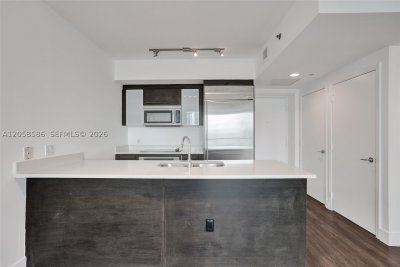 Comprar apartamento no 500 Brickell West Tower 3604
