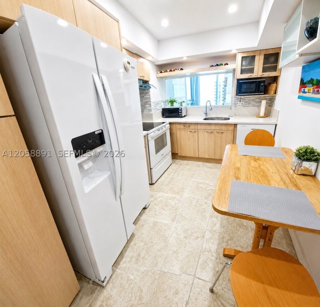 Apartment for rent at Mirasol Ocean Towers 2306