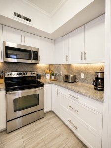 Comprar apartamento no Alexander Towers 401