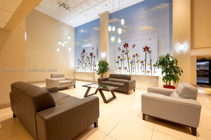 Condo for sale at The Summit 1703N