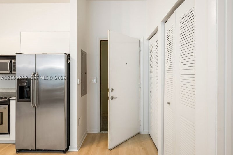 Condo for sale at Loft Downtown I 909