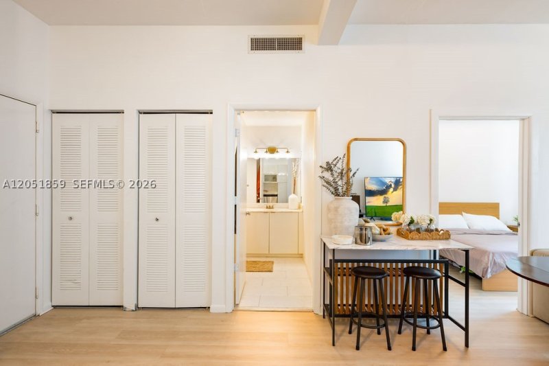 Condo for sale at Loft Downtown I 909