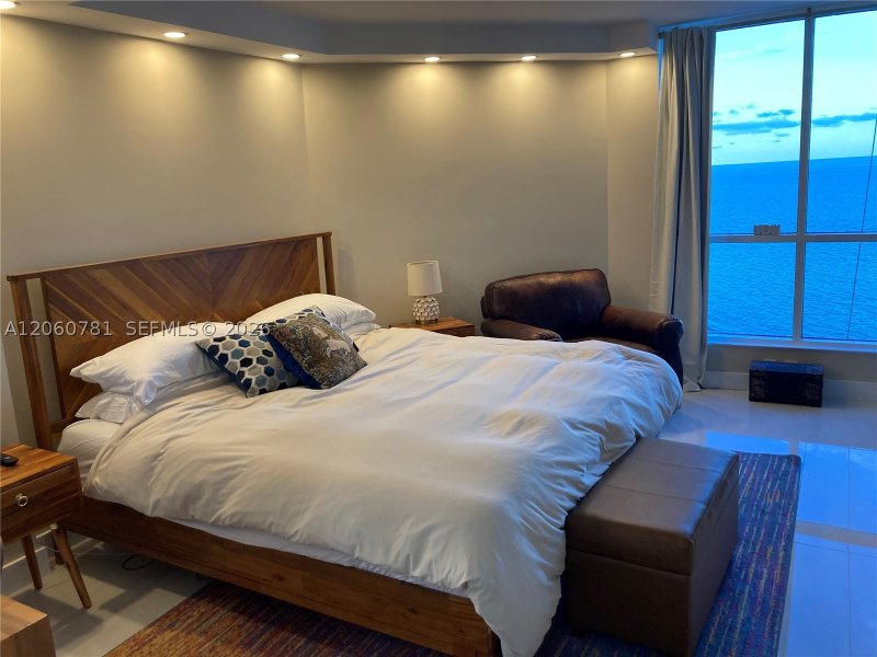 Apartment for rent at The Sterling 1701