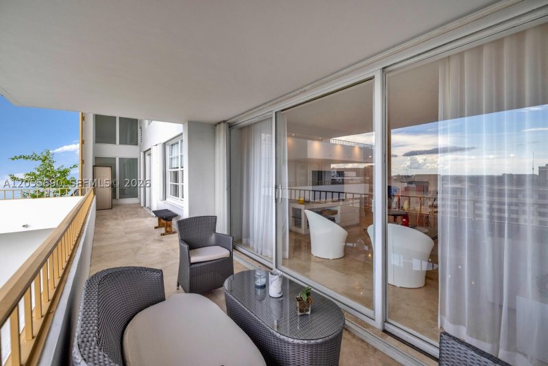 Apartment for rent at Commodore Club West 1111