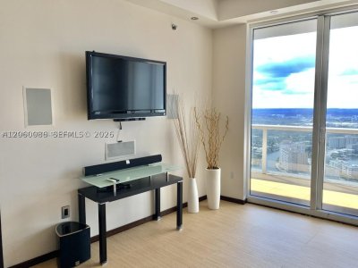 Aluguel de apartamento no Beach Club Three 4406