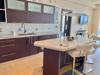 Aluguel de apartamento no Beach Club Three 4406