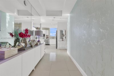 Comprar apartamento en Eloquence on the Bay 1408