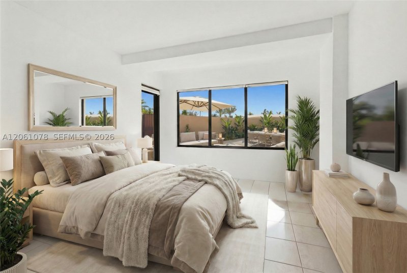 Apartment for rent at Key Colony III Emerald Bay 127