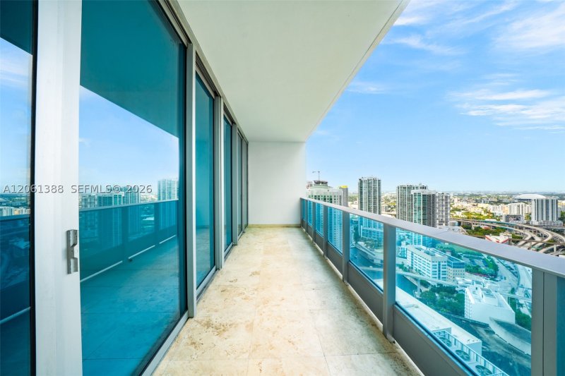 Comprar apartamento no Epic Miami 4409