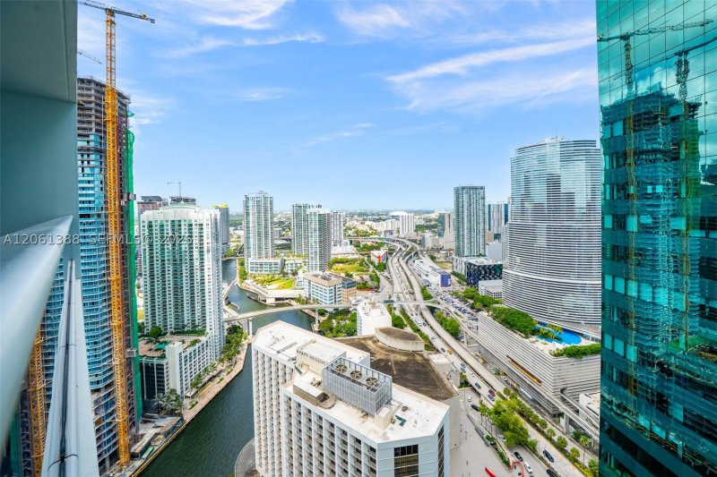 Comprar apartamento no Epic Miami 4409