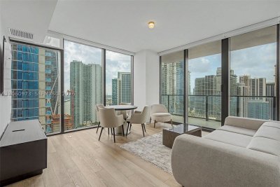 Aluguel de apartamento no E11EVEN Hotel & Residences 3808