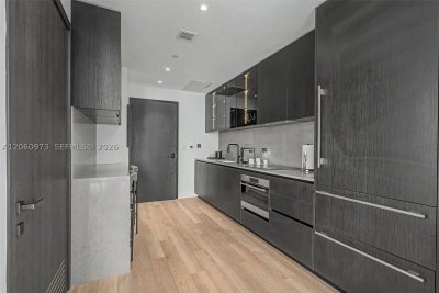 Aluguel de apartamento no E11EVEN Hotel & Residences 3808