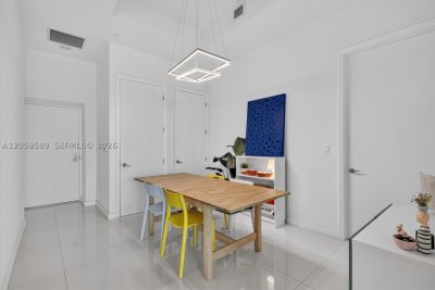 Comprar apartamento en 500 Brickell East Tower 1100