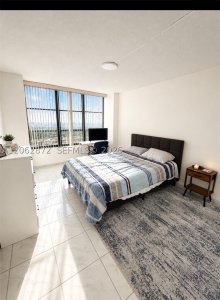 Comprar apartamento en Olympus Towers 1207