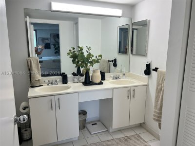 Comprar apartamento en Parc Central Aventura 803