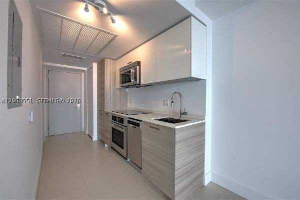 Apartment for rent at Brickell House Condo 2313