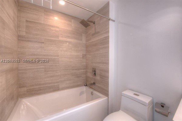 Apartment for rent at Brickell House Condo 2313