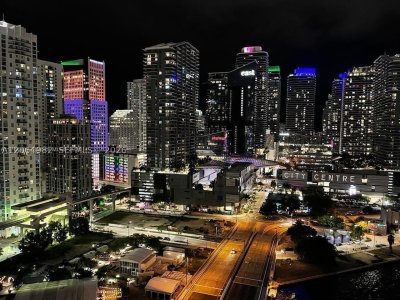 Comprar apartamento en Wind by Neo 2714
