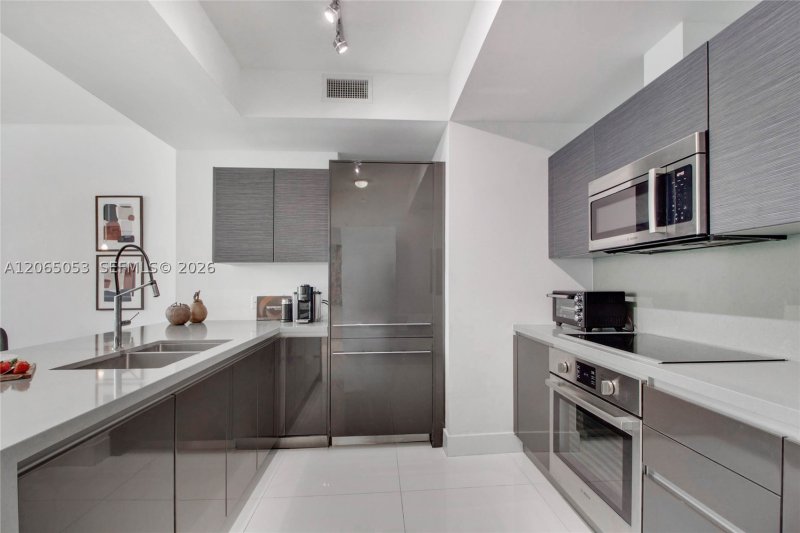 Apartment for rent at The Bond 1504