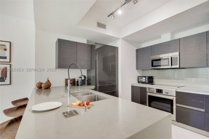 Apartment for rent at The Bond 1504
