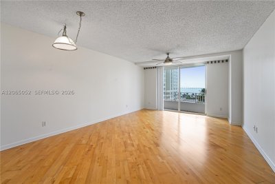 Comprar apartamento en Isola Brickell Key 808