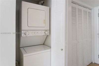 Comprar apartamento en Isola Brickell Key 808