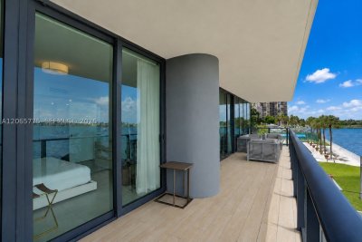 Comprar apartamento en One Paraiso 306