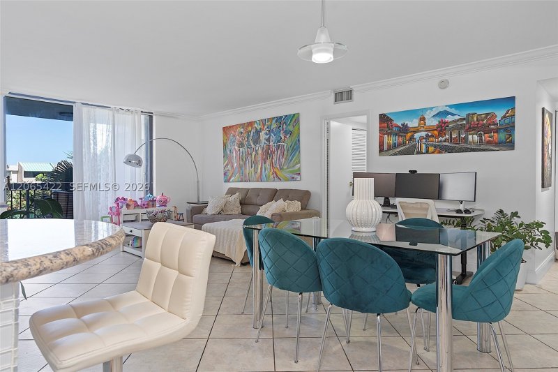 Apartment for rent at Brickell Bay Club 315