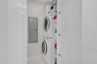 Comprar apartamento no Trump Tower Three 2207