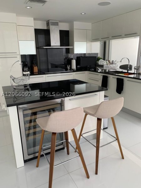 Comprar apartamento en Jade Ocean 3808