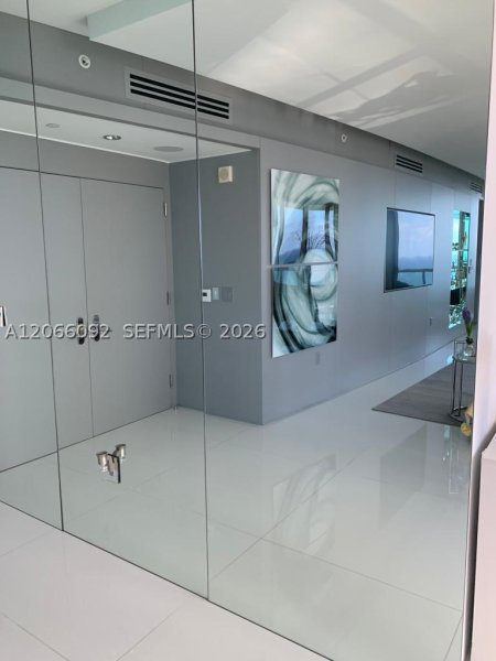 Comprar apartamento en Jade Ocean 3808